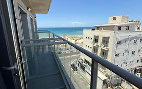 Abratel Suites Hotel